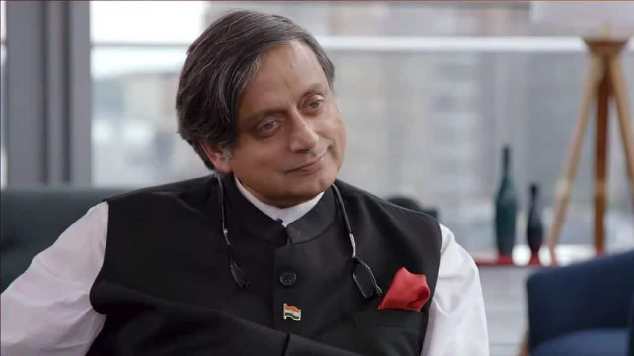 Who is The Washington Post journalist, Ishaan Tharoor, son of Shashi Tharoor, biography, age, parents, mother, wife, education and job